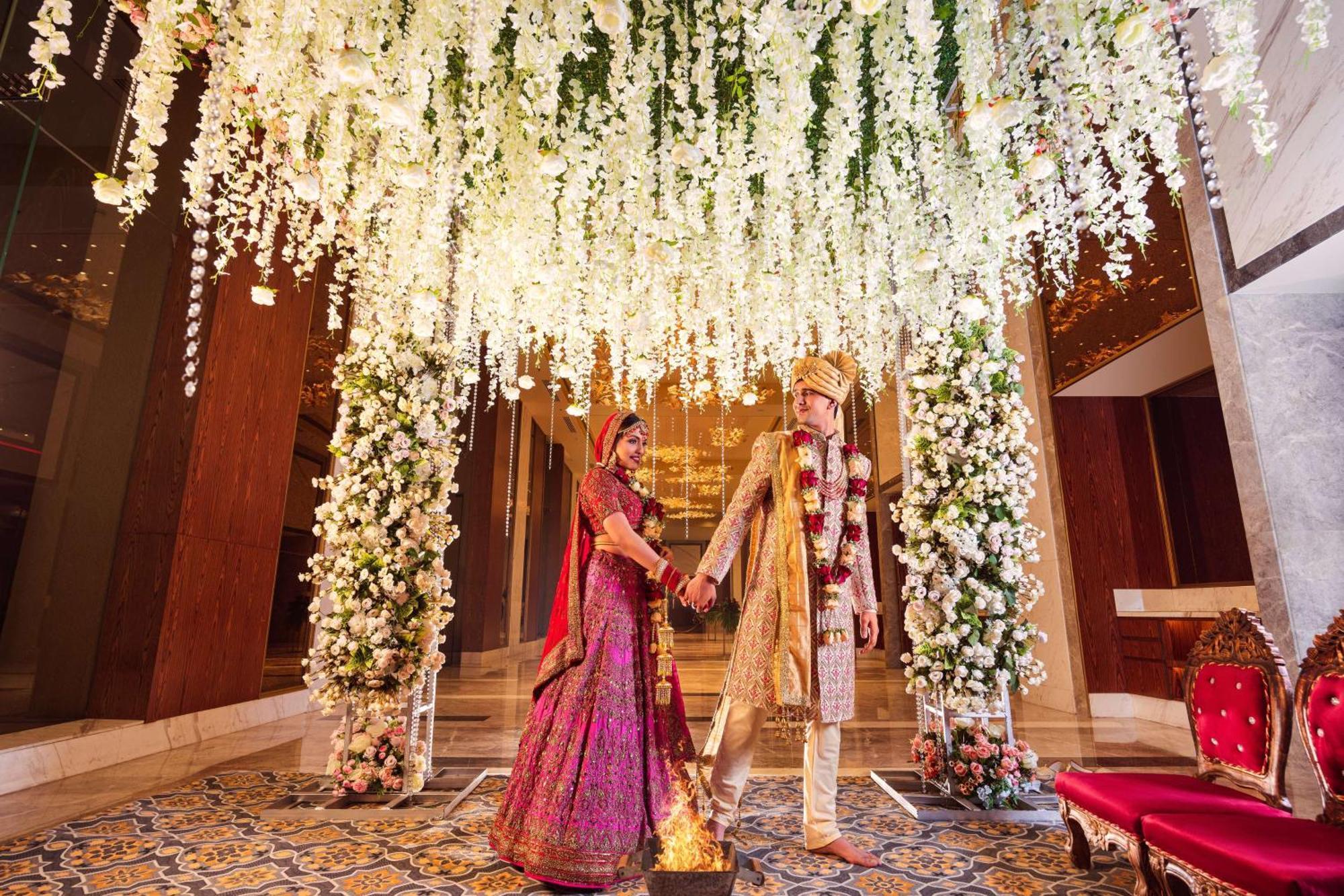 Radisson Hotel Agra Agra  Exterior photo A Hindu wedding in India