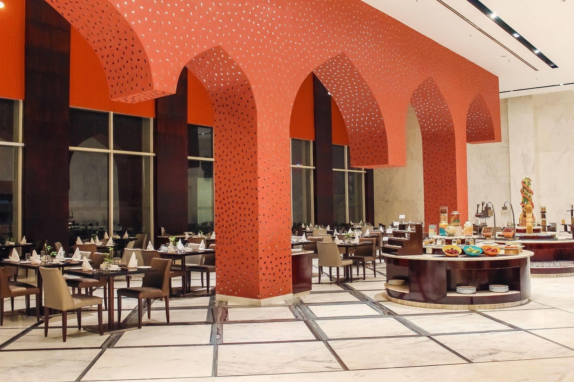 Radisson Hotel Agra Agra  Exterior photo The restaurant